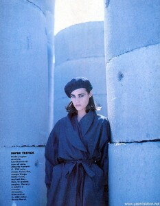 elleit90oct4.thumb.jpg.808e0192a9cc52b524f61d9a218cdf53.jpg
