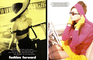 fashion_forward_01_02.thumb.jpg.6d9126e6ae3315fbd852d640b216ad32.jpg