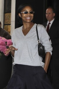 gabrielle-union-and-dwayne-wade-exit-from-their-hotel-ahead-of-preparation-for-the-met-gala-05-04-2024-5.jpg