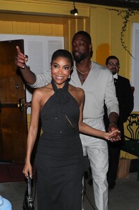gabrielle-union-and-dwyane-wade-leave-dan-tana-s-in-west-hollywood-03-15-2024-3.jpg