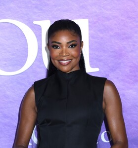 gabrielle-union-stuns-in-elegant-black-gown-at-the-idea-of-you-premiere-in-ny-3 (1).jpg