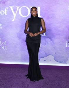 gabrielle-union-stuns-in-elegant-black-gown-at-the-idea-of-you-premiere-in-ny-5 (1).jpg