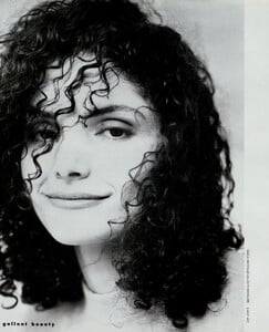 gallant_beauty_03.thumb.jpg.d440313af00a661a73b96f1de6d92723.jpg