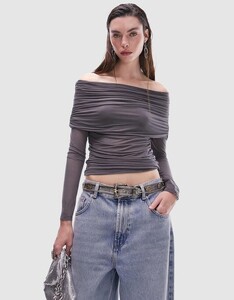 http___static.theiconic_com.au_p_topshop-7771-7512422-1.thumb.jpg.886651fc872efb4848454a8c8c7d1fd6.jpg