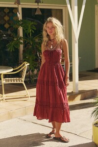 images.urbndata-7.thumb.jpg.bab5ed3a2cf1853e8ea3d028ffef9ca8.jpg