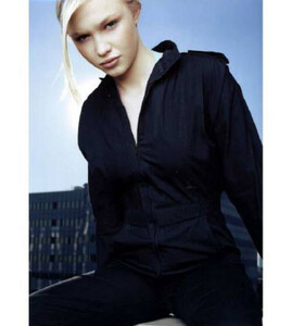 ivy-levan-88880-fit.jpg