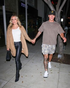kristin-cavallari-at-sugarfish-in-beverly-hills-03-23-2024-1.jpg