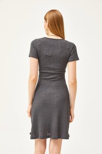 kruvaze-yaka-kisa-kollu-mini-klos-elbi-4719-9.jpg