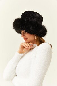 kurk-detayli-pelus-sapka-siyah-a2635-.jpg