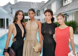 maia-cotton-genesis-house-x-marc-hom-re-framed-hamptons-dinner-in-ny-08-16-2024-1.thumb.jpg.2db857b549bc39fcb106e9da321ed309.jpg