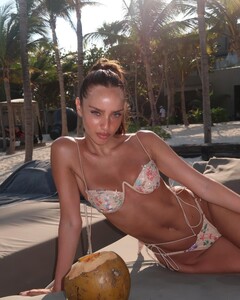 neta_alchimister_453409301_18452375473037613_7623786557837012494_n.thumb.jpg.c424b21dc448457ac9d9518c1f141d7f.jpg