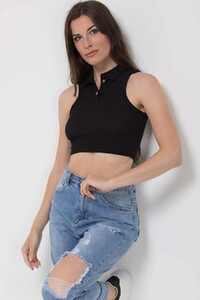 polo-collar-crop-top-black-styledup-fashion.jpg