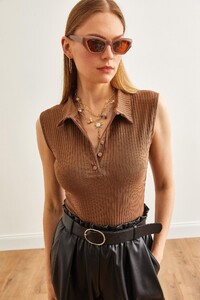 polo-yaka-dugmeli-alti-citcitli-bodysu--94584.jpg