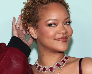 shutterstock_editorial_RihannaFenty_14532908DW.jpg