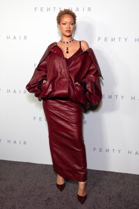 shutterstock_editorial_RihannaFenty_14533619E.jpg