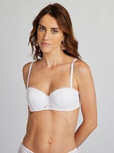 soutien-gorge-corbeille-en-dentelle-blanc-bpz62_1_frb3.jpg