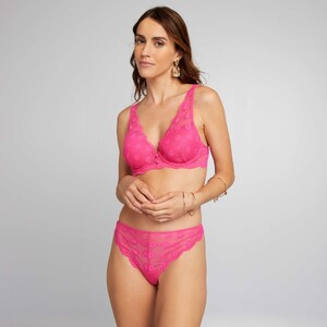 tanga-dentelle-avec-bouton-fantaisie-rose-bqx78_1_zc1 (2).jpg