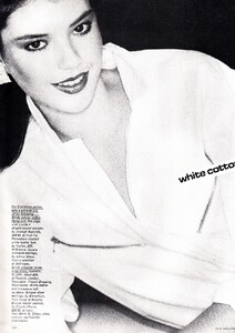 vogue_uk_december_1979_21.thumb.jpg.5c00024de4f6193f6acaed4e66f50dc4.jpg