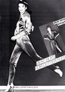 vogue_uk_december_1979_27.thumb.jpg.ff17f38735be9c82ecfad0431f6356a0.jpg