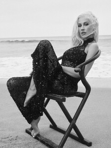 xtinadaily_Christina_Aguilera_-_005_~1.jpg