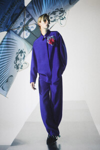 00004-shang-xia-spring-2024-ready-to-wear-credit-brand.thumb.jpg.f8a7d7b82e85ba8589b433228e7207be.jpg