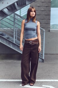 01736267700-p.jpg