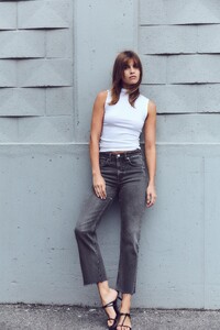 04806218807-001-p.jpg
