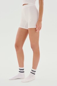 04_ASHBY_RIB_CROP_B2177_THEO_RIB_SHORT_F7001_WHITE_D1_0040.jpg