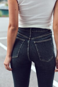05252250443-001-a5.jpg