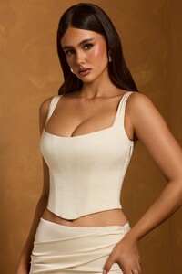 10697-Ivory_Hannie_6.thumb.jpg.bf8dcda2d089bc0f26eaf7951d2b4371.jpg