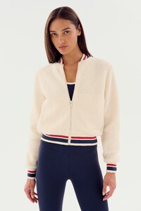 13_WILLA_SHERPA_JACKET_I9209_CREAM_AMBER_AIRWEIGHT_BRALETTE_.jpg