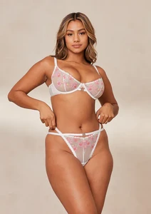 1WhiteDitsyEmbroideredBalconyBra_ThongNayeli.webp
