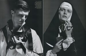 2006-5-vogue-fr-mb-13a_orig.thumb.jpg.e6cc315590641ccd16c6c3f1385efcd7.jpg