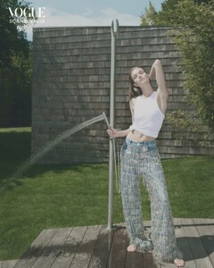 [2024.08.31] voguescandinavia_457789510_18039410912046907_1045372638213421549_n.jpg