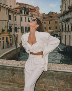 [2024.09.05] izabelgoulart_456076667_1221397975842030_6159467817235487290_n.jpg