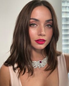 [2024.09.07] jennychohair_458964348_843305994612470_4352867481627511329_n.jpg