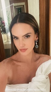 [2024.09.10] alessandraambrosio_3454123951489907162.jpg