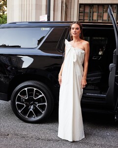 [2024.09.10] alessandraambrosio_heathersmithstyles_459072191_500352079365321_284806544239358715_n.jpg