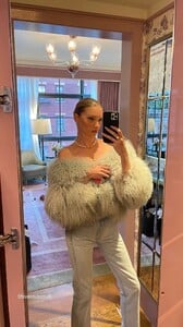 [2024.09.10] hoskelsa_3454296950902773322.jpg