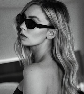 [2024.09.12] vanessa__kirby_459303202_1662831684512050_7584167794985047035_n.jpg
