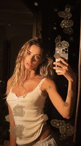 [2024.09.16] lizaakovalenko_3458795007831980929.jpg