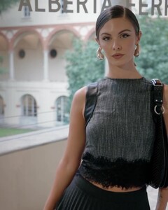 2024_09.19albertaferretti_AQPe2w.thumb.jpg.0f453348e0e407a7ae730192a55a33ef.jpg