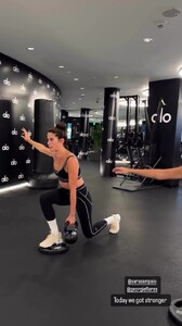 2024_09.19sarasampaio_louischandlerfit_3460247118398953005.thumb.jpg.8535174c03774766d85fa4c4c3729f4a.jpg