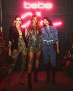 [2024.09.27] alessandraambrosio_461343665_18462458362000670_6441531329086573337_n.jpg