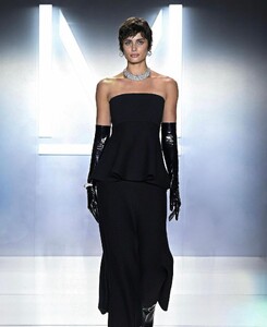[2024.09.28] taylor_hill_461623552_18464957995024492_6533933592354903338_n.jpg
