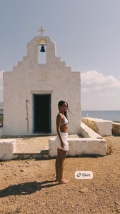 [2024.09.29] helenowen_3467615854017390279.jpg