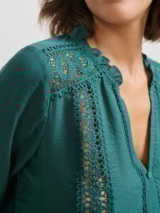 242404141_0302_3.jpg
