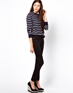 2473079-1-black.jpg