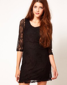 2549070-1-black.jpeg