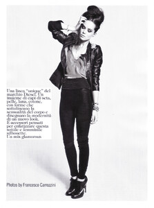 37261_The_black7_the_gold2_the_glam_626_122_202lo.thumb.jpg.64340d3e08887d36f3f9d92fe6dede0f.jpg